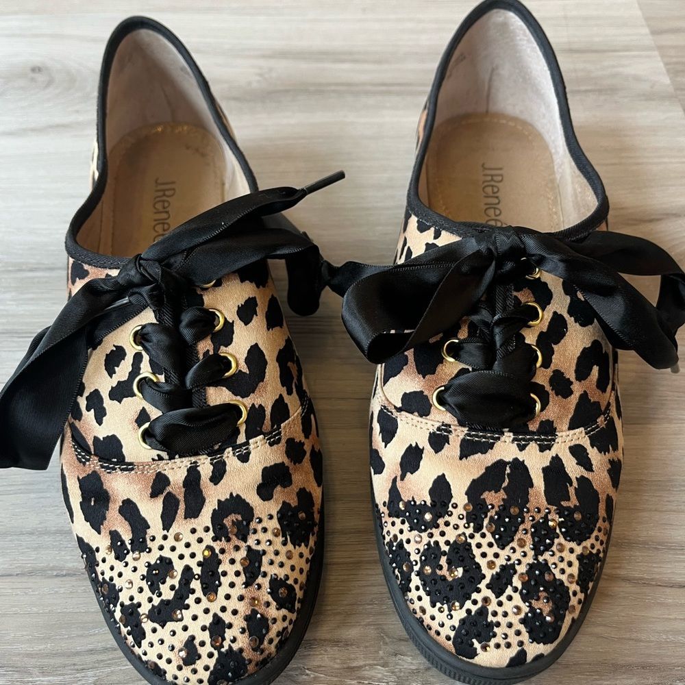 J. Renee 9 Schooner Cheetah Bling Lace Up Shoes - Picture 2 of 9